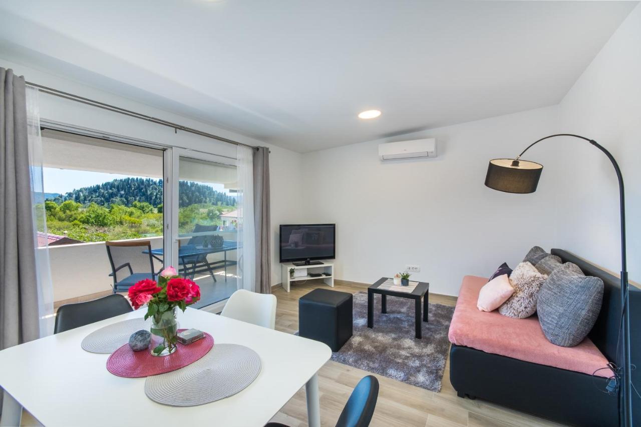 Rogotin Apartment Finta מראה חיצוני תמונה