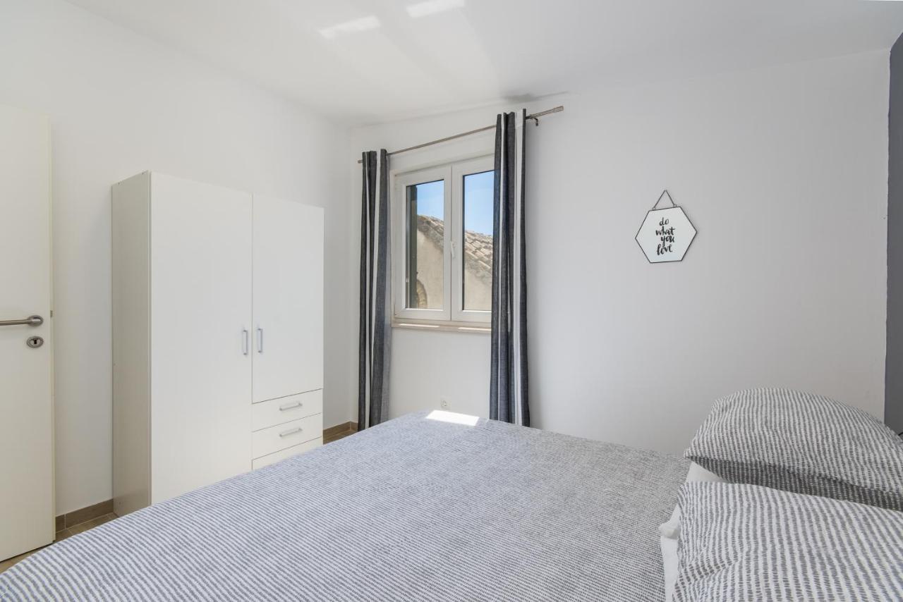 Rogotin Apartment Finta מראה חיצוני תמונה
