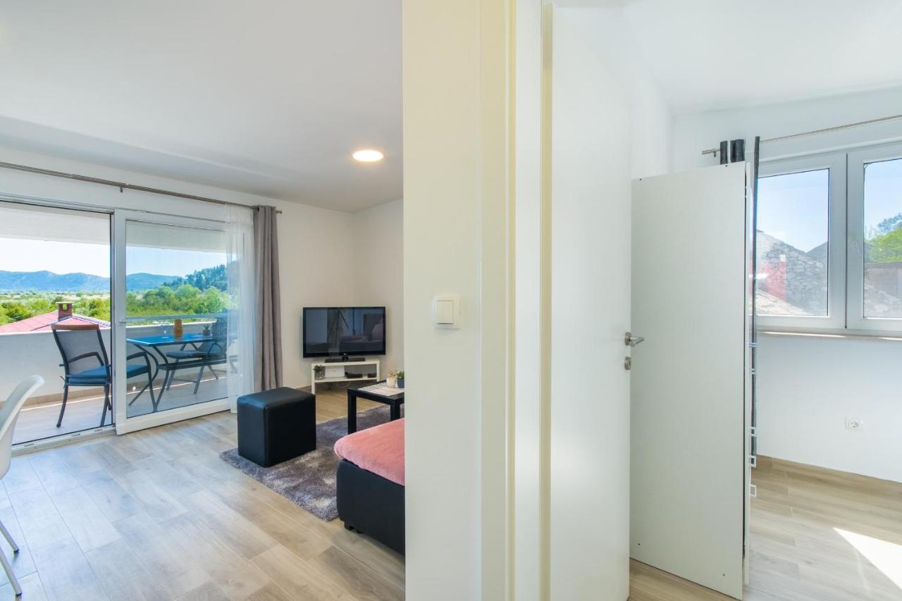 Rogotin Apartment Finta מראה חיצוני תמונה
